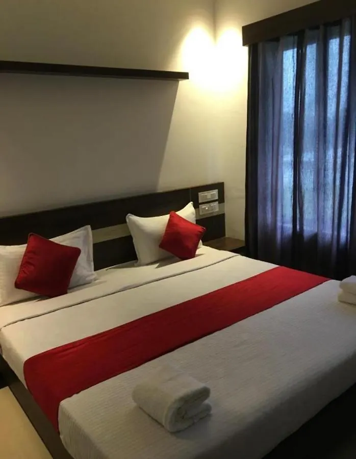 Spicy Nest Resort Pinangode