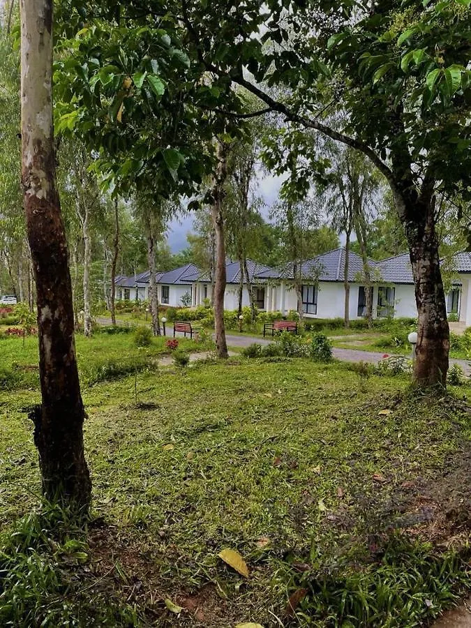 Spicy Nest Resort kontakter